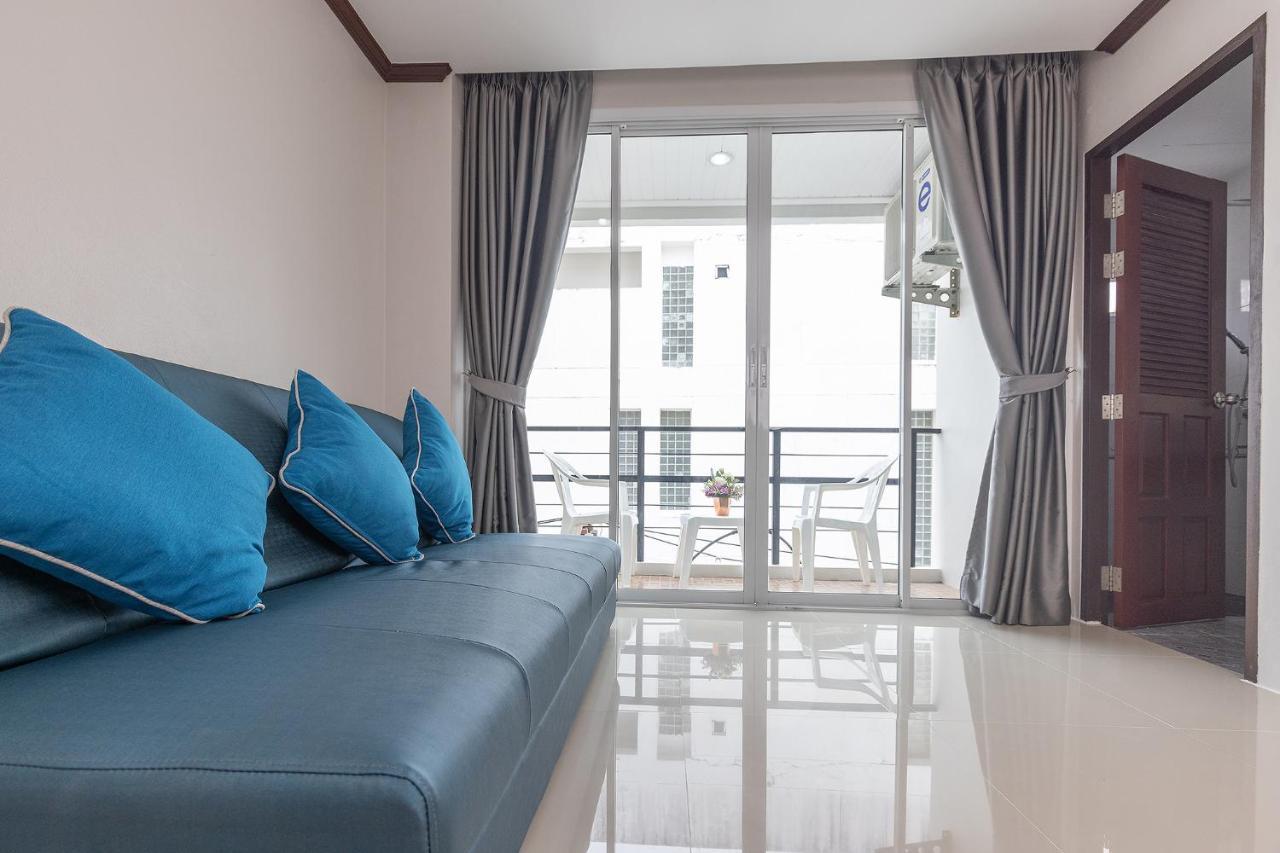 The Chic Patong Hotel Exterior photo