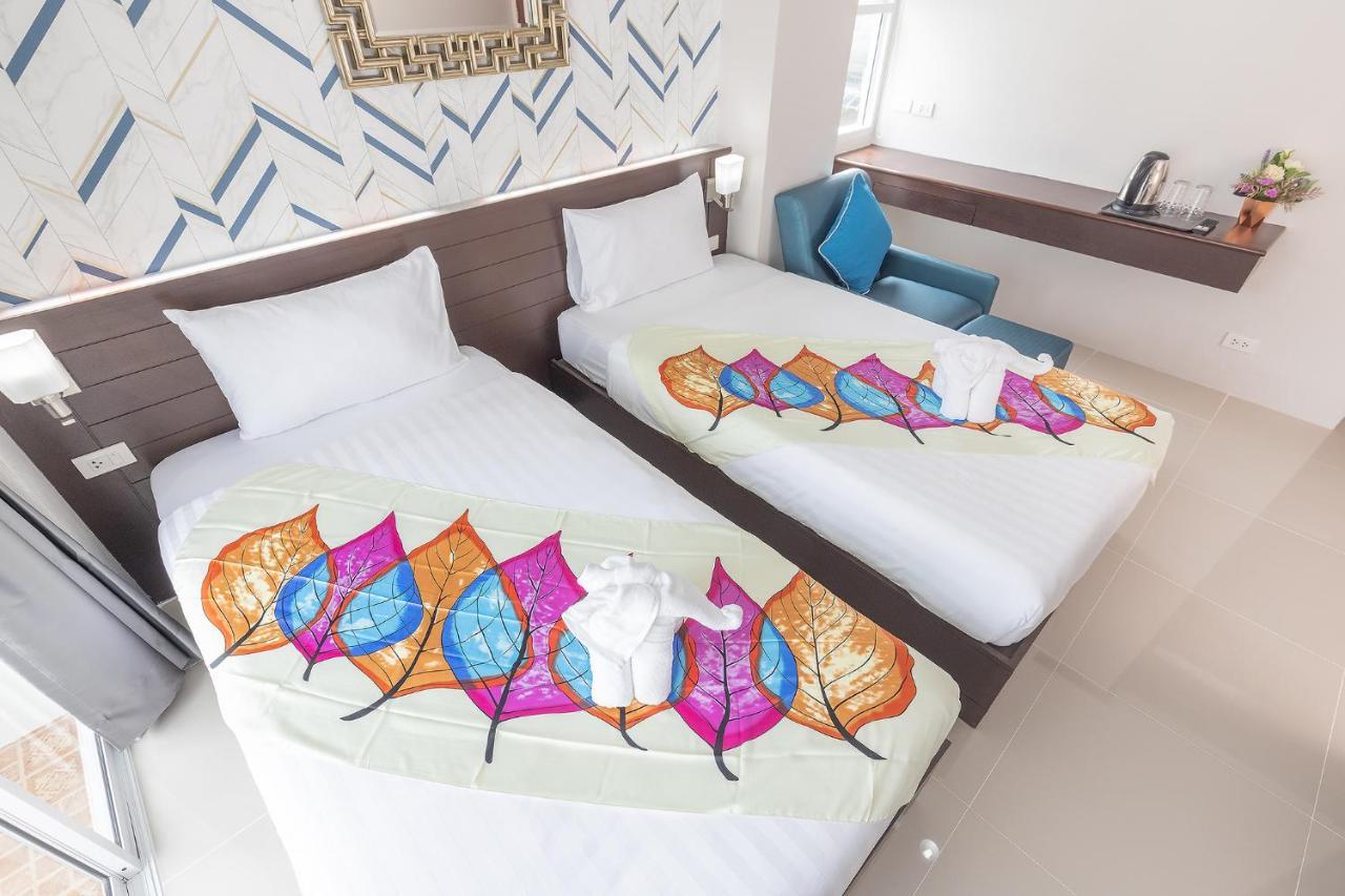 The Chic Patong Hotel Exterior photo