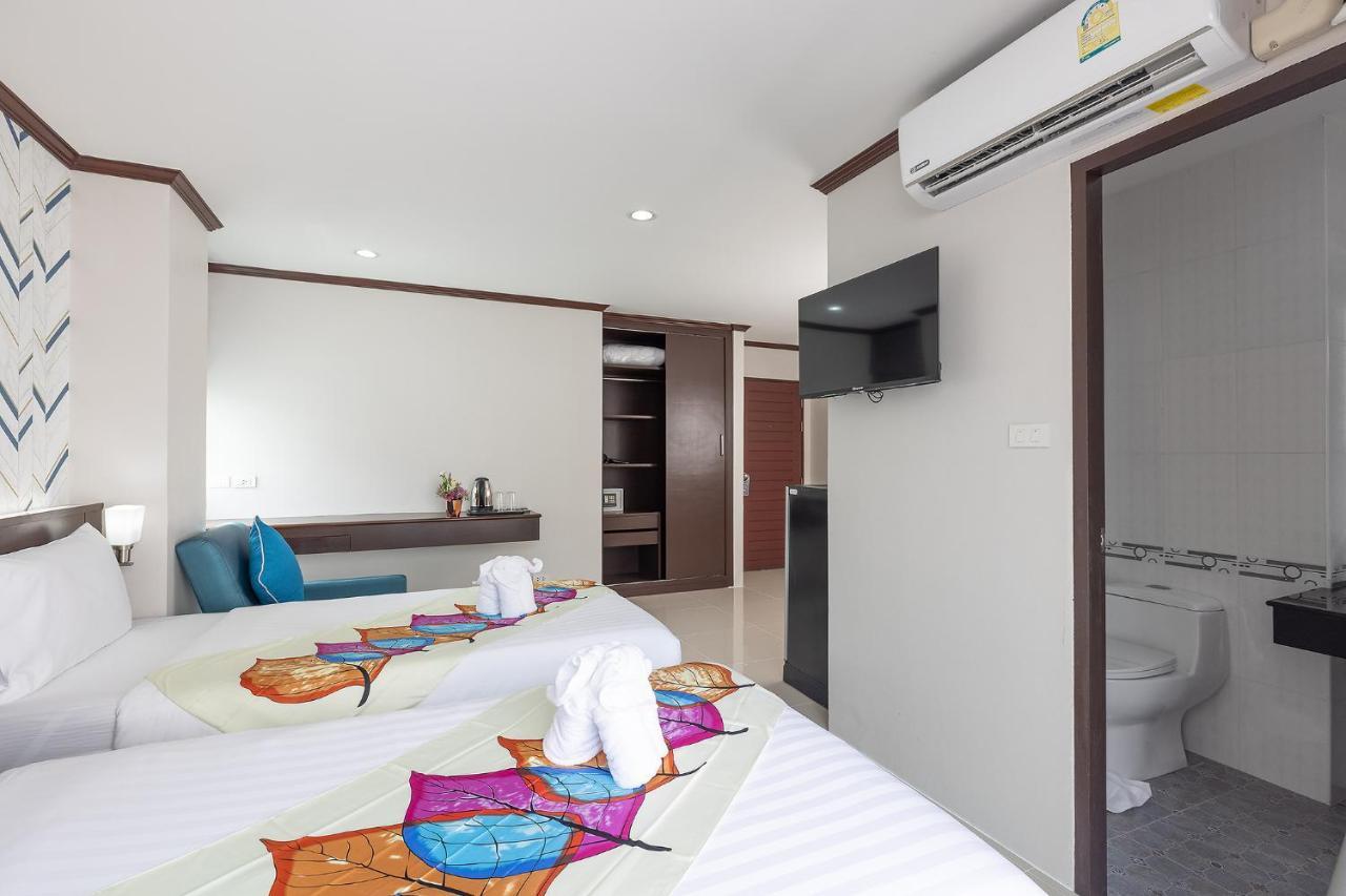 The Chic Patong Hotel Exterior photo